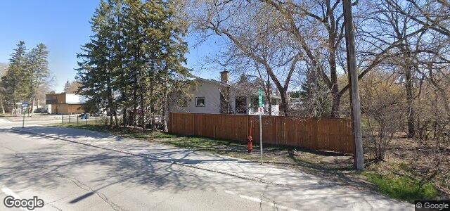 Photo of 98 Thatcher Drive in Winnipeg, Manitoba