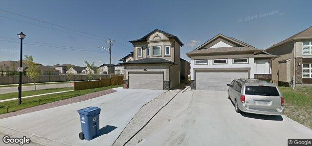 Photo of 2 Bitterfield Drive in Winnipeg, Manitoba