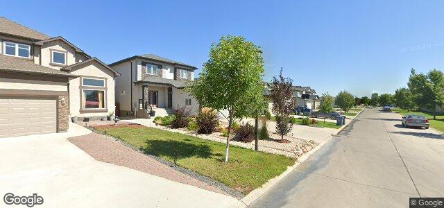 Photo of 240 Thorn Drive in Winnipeg, Manitoba