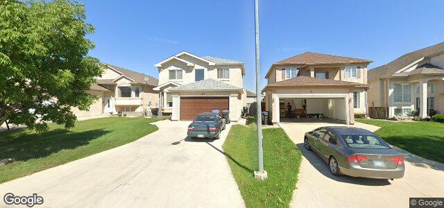 Photo of 5 Amber Trail in Winnipeg, Manitoba