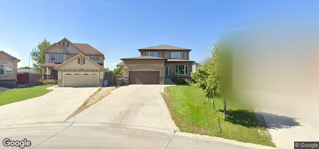 Photo of 98 Darbrett Bay in Winnipeg, Manitoba