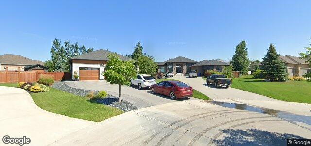 Photo of 14 Blue Oaks Cove in Winnipeg, Manitoba