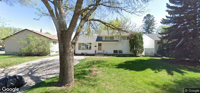 4 Saturn Bay ਦੀ ਫੋਟੋ, ਵਿਨੀਪਿਗ, ਮੈਨੀਟੋਬਾ