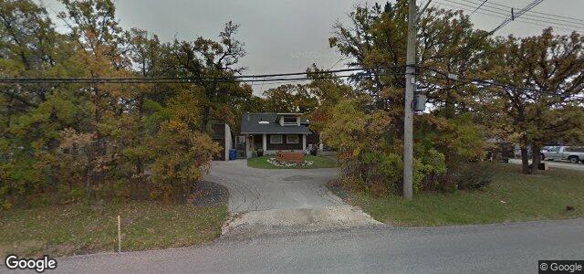 Larawan ng 521 Charleswood Road sa Winnipeg, Manitoba