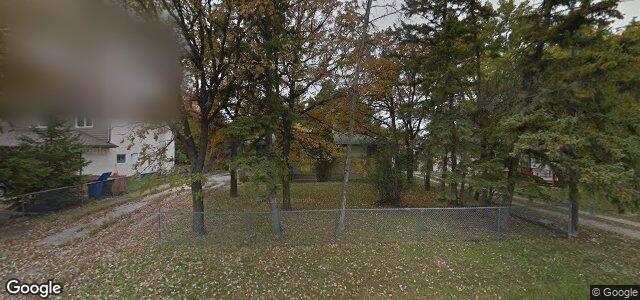 654 Charleswood Road（加拿大曼尼托巴省温尼伯市）房屋照片