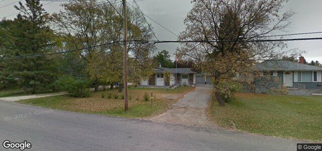 Photo of 655 Charleswood Road in Winnipeg, Manitoba