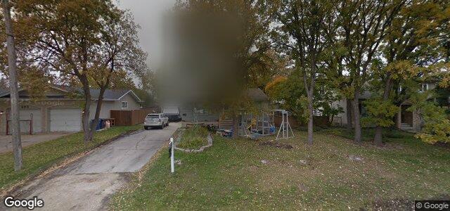 666 Charleswood Road ਦੀ ਫੋਟੋ, ਵਿਨੀਪਿਗ, ਮੈਨੀਟੋਬਾ