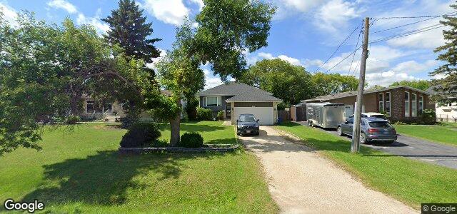 Larawan ng 676 Community Row sa Winnipeg, Manitoba