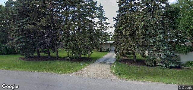 Larawan ng 856 Charleswood Road sa Winnipeg, Manitoba