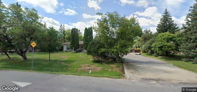 880 Charleswood Road ਦੀ ਫੋਟੋ, ਵਿਨੀਪਿਗ, ਮੈਨੀਟੋਬਾ