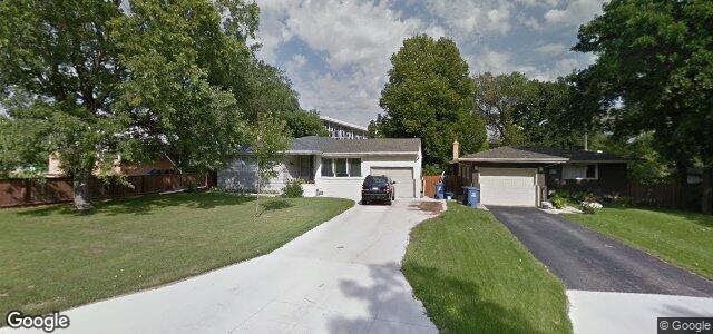 2418 Assiniboine Crescent ਦੀ ਫੋਟੋ, ਵਿਨੀਪਿਗ, ਮੈਨੀਟੋਬਾ
