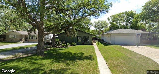 2424 Assiniboine Crescent ਦੀ ਫੋਟੋ, ਵਿਨੀਪਿਗ, ਮੈਨੀਟੋਬਾ