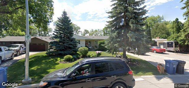 2430 Assiniboine Crescent ਦੀ ਫੋਟੋ, ਵਿਨੀਪਿਗ, ਮੈਨੀਟੋਬਾ