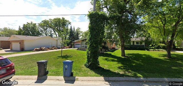 2474 Assiniboine Crescent ਦੀ ਫੋਟੋ, ਵਿਨੀਪਿਗ, ਮੈਨੀਟੋਬਾ
