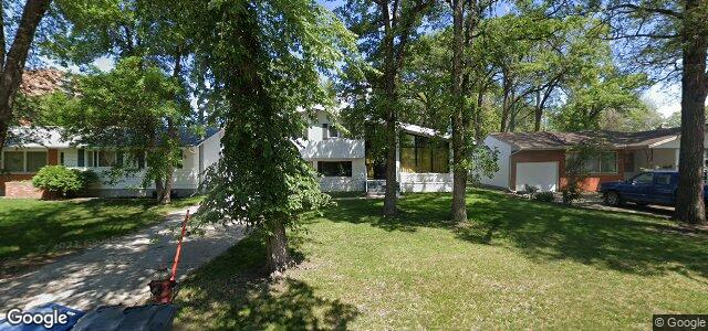 2483 Assiniboine Crescent（加拿大曼尼托巴省温尼伯市）房屋照片