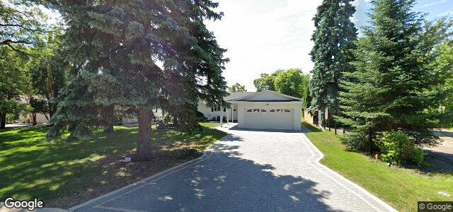 Larawan ng 2520 Assiniboine Crescent sa Winnipeg, Manitoba