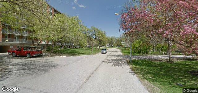 Mount Royal Crescent ਦੀ ਫੋਟੋ, ਵਿਨੀਪਿਗ, ਮੈਨੀਟੋਬਾ