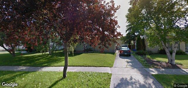 Photo of 11 Athlone Drive in Winnipeg, Manitoba