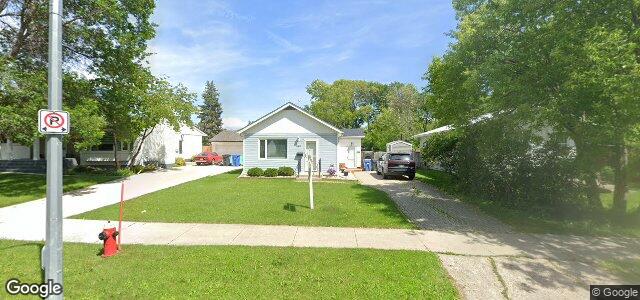 Larawan ng 295 Ronald Street sa Winnipeg, Manitoba