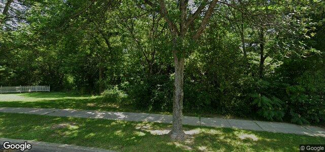 Photo of 11 Lake Forest Road in Winnipeg, Manitoba