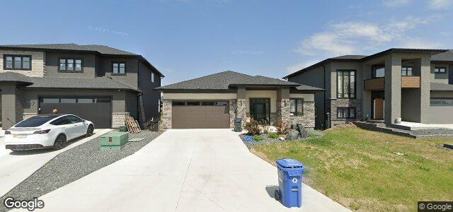 121 Springwater Road ਦੀ ਫੋਟੋ, ਵਿਨੀਪਿਗ, ਮੈਨੀਟੋਬਾ