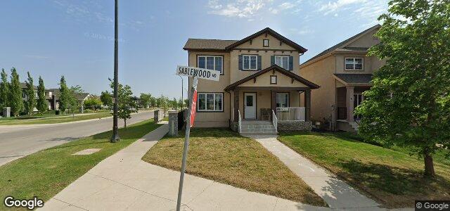 Photo of 2 Sablewood Road in Winnipeg, Manitoba
