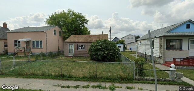Larawan ng 1818 Midmar Avenue sa Winnipeg, Manitoba