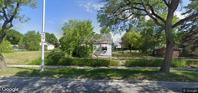 Larawan ng 1821 Notre Dame Avenue sa Winnipeg, Manitoba