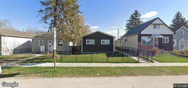 Photo of 1925 Ross Avenue W in Winnipeg, Manitoba