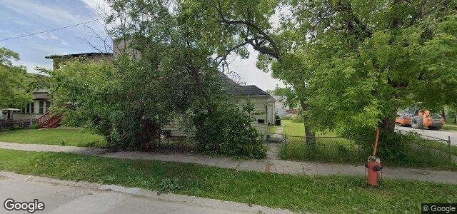Photo of 1952 Alexander Avenue in Winnipeg, Manitoba