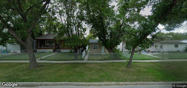 2002 Pacific Avenue W ਦੀ ਫੋਟੋ, ਵਿਨੀਪਿਗ, ਮੈਨੀਟੋਬਾ