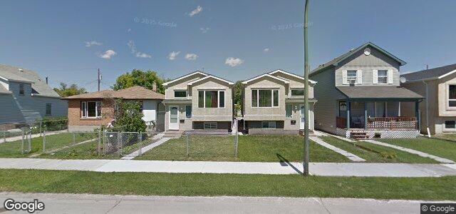 Photo of 21 Gallagher Avenue W in Winnipeg, Manitoba