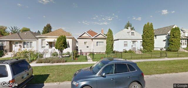 Photo of 170 Collegiate Street in Winnipeg, Manitoba