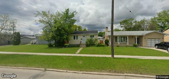 Photo of 620 Buchanan Boulevard in Winnipeg, Manitoba