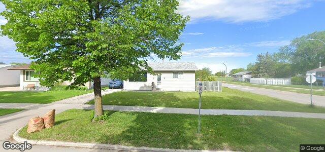 744 Isbister Street ਦੀ ਫੋਟੋ, ਵਿਨੀਪਿਗ, ਮੈਨੀਟੋਬਾ