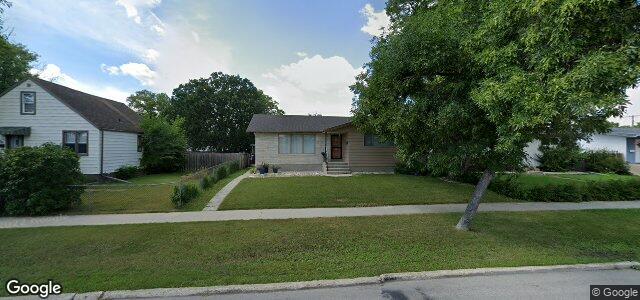 810 Buchanan Boulevard（加拿大曼尼托巴省温尼伯市）房屋照片