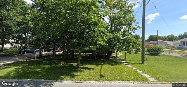 899 Isbister Street（加拿大曼尼托巴省温尼伯市）房屋照片