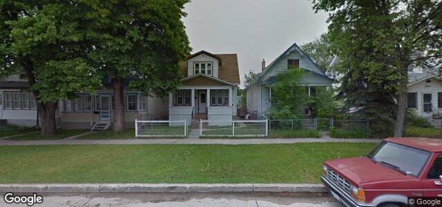 Larawan ng 1015 Aberdeen Avenue sa Winnipeg, Manitoba
