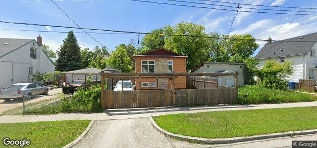 Larawan ng 880 Burrows Avenue sa Winnipeg, Manitoba