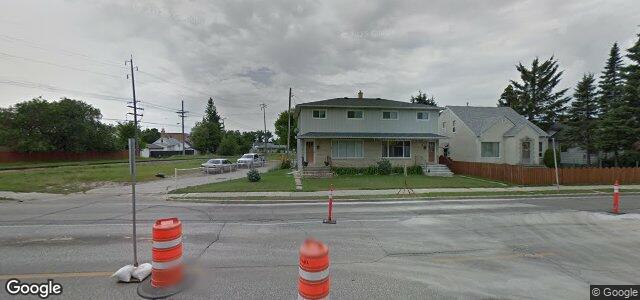 Photo of 914 Mountain Avenue in Winnipeg, Manitoba