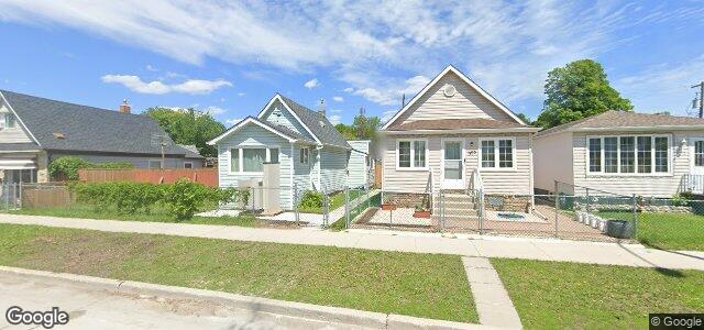 Photo of 997 Burrows Avenue in Winnipeg, Manitoba