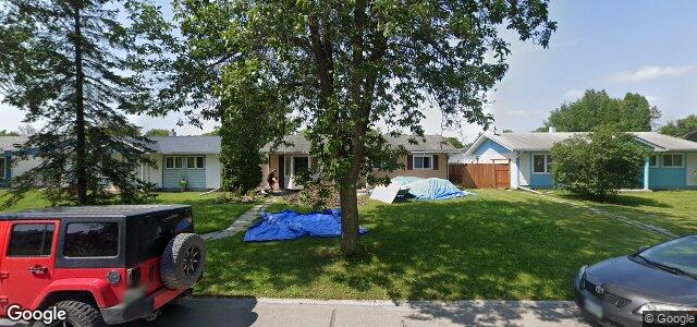 Photo of 14 Bridgecrest Drive in Winnipeg, Manitoba