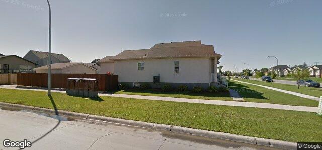 140 Redonda Street ਦੀ ਫੋਟੋ, ਵਿਨੀਪਿਗ, ਮੈਨੀਟੋਬਾ