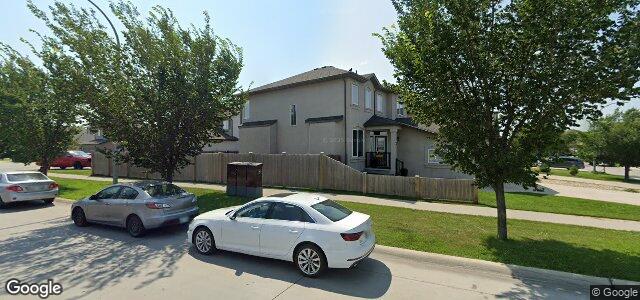 Photo of 3 Ed Golding Bay in Winnipeg, Manitoba