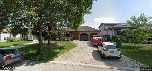 Photo of 71 Corliss Crescent in Winnipeg, Manitoba
