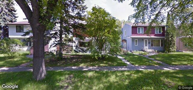 Photo of 582 Queenston Street in Winnipeg, Manitoba