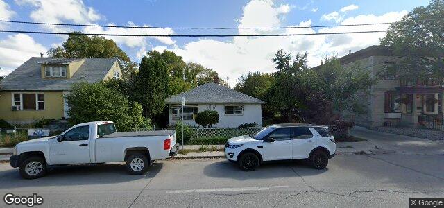 Larawan ng 560 Des Meurons Street sa Winnipeg, Manitoba