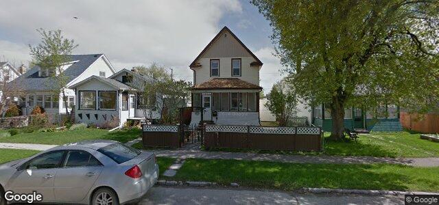 Photo of 241 Larsen Avenue in Winnipeg, Manitoba