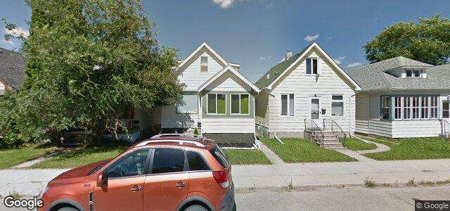 Photo of 359 Union Avenue W in Winnipeg, Manitoba