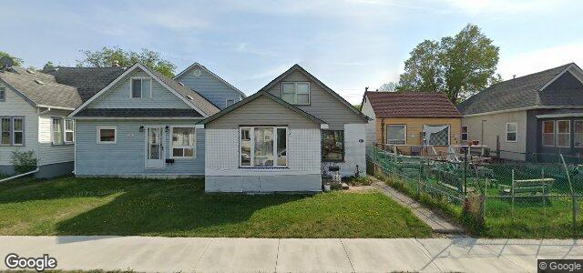 Larawan ng 390 Bowman Avenue sa Winnipeg, Manitoba